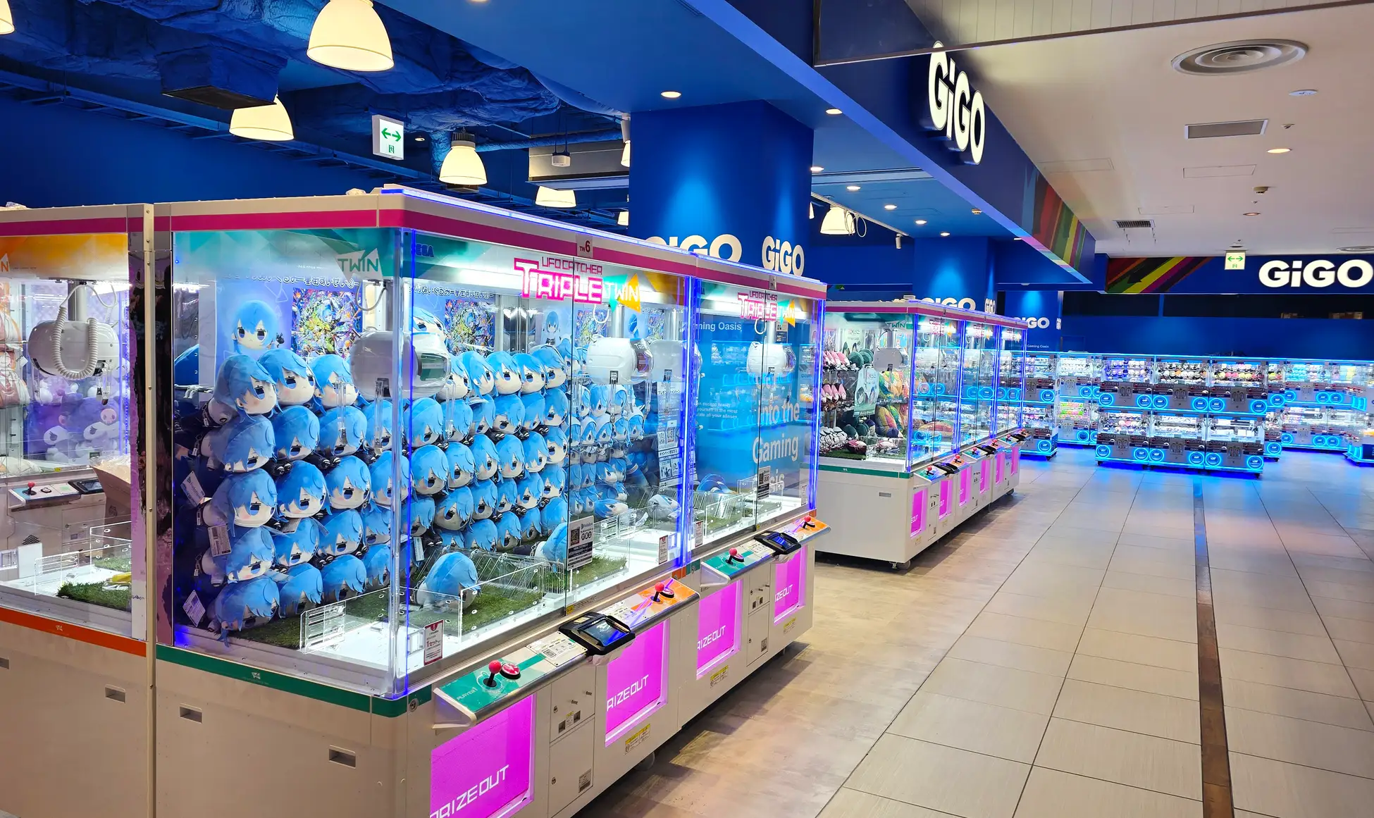 GiGO NU茶屋町 店内