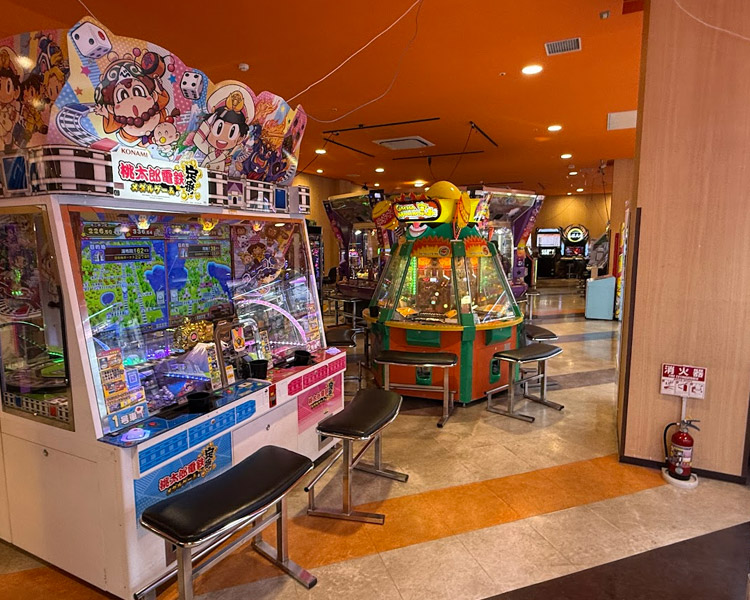 GiGO スエヒロボウル徳島 メダルコーナー