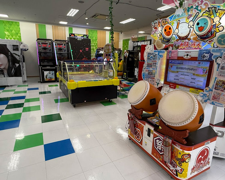 タイトーステーション フジグラン北島店 音ゲーやプリクラもある