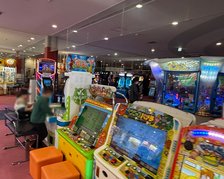 アミューズメントパフェ パレパレ田宮店