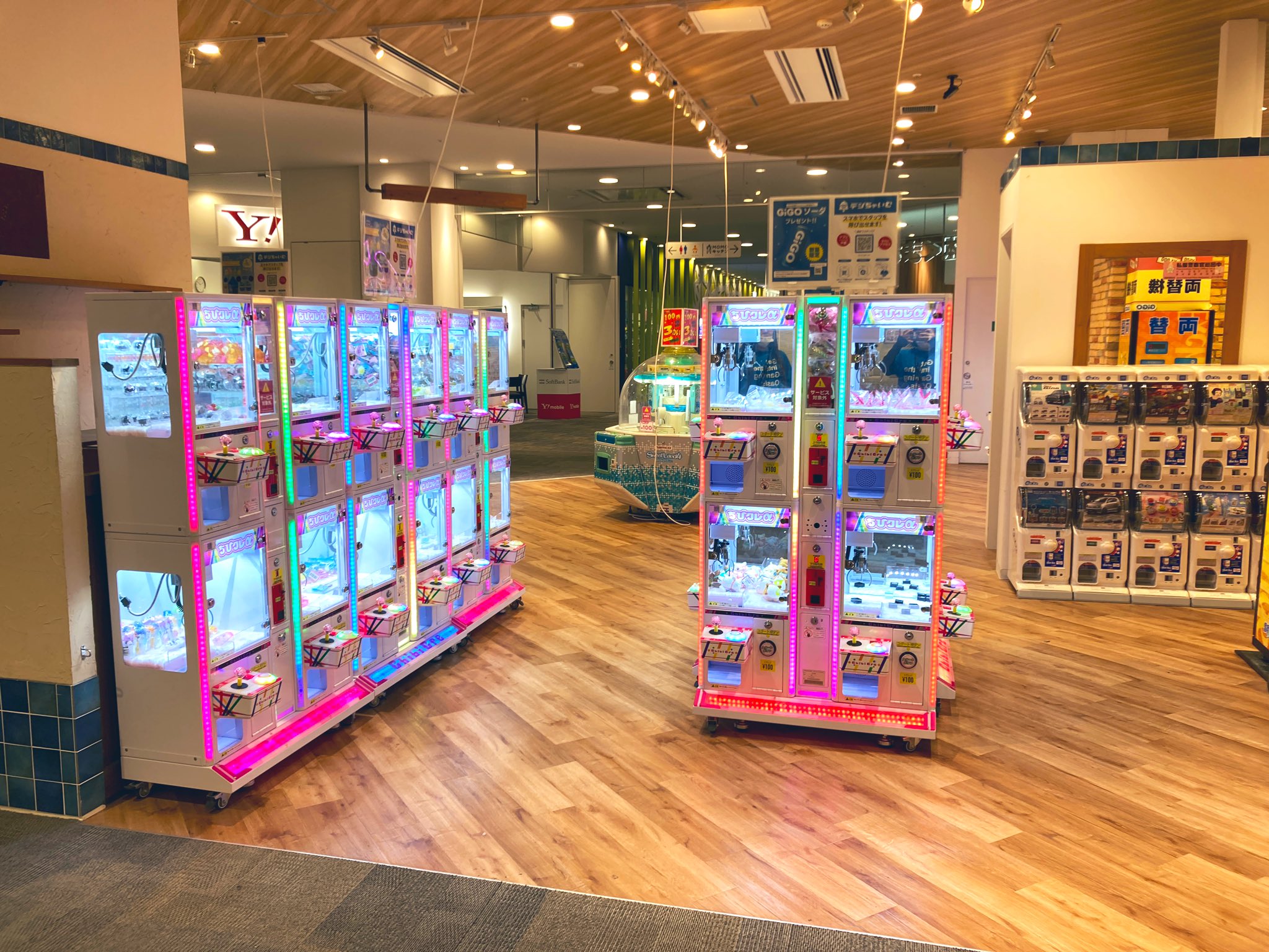 GiGO MOMOテラス京都伏見