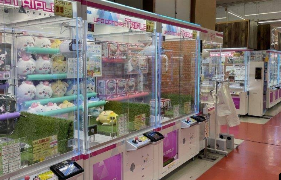 万代書店 山梨本店