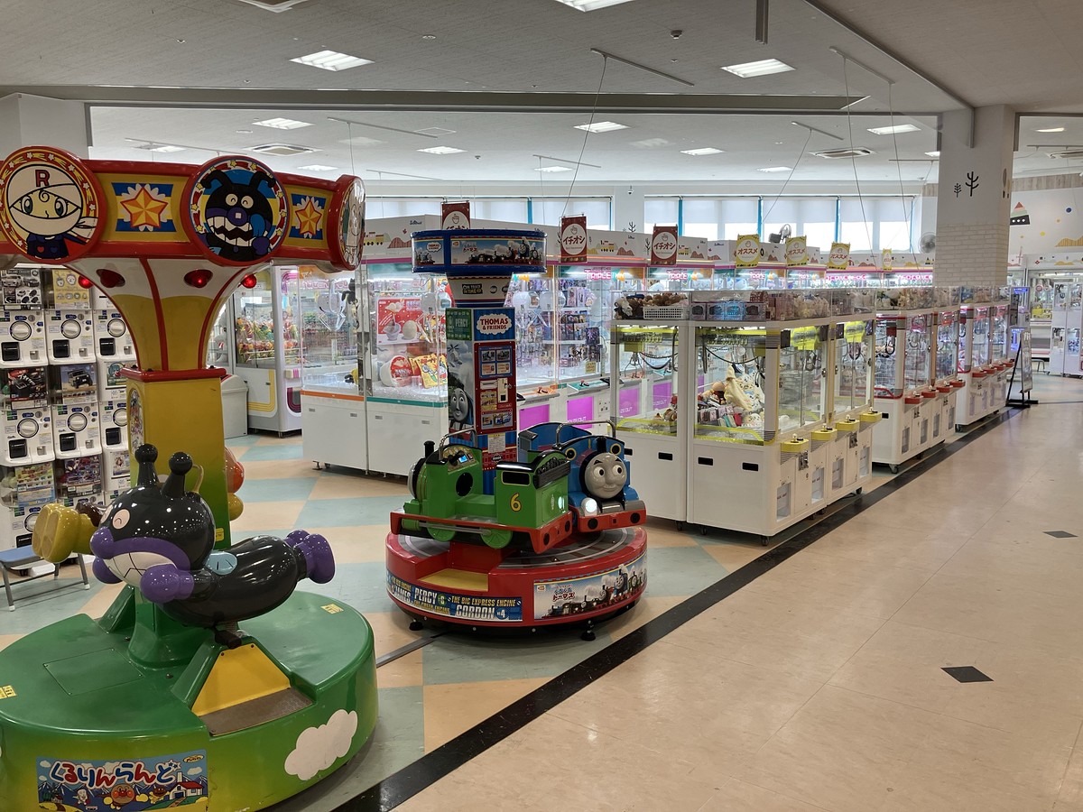 ふぇすたらんど豊浜店