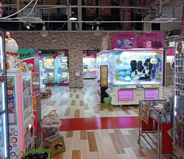 ぐるぐる倉庫 植木店