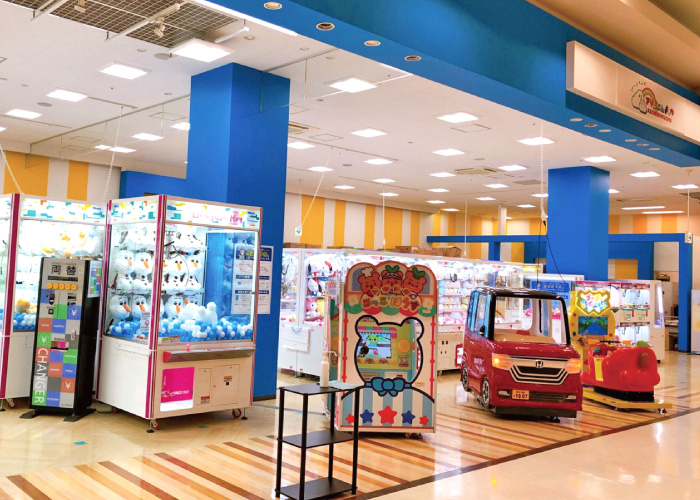 アソビニムチュウ ミスターマックス町田多摩境店 入口