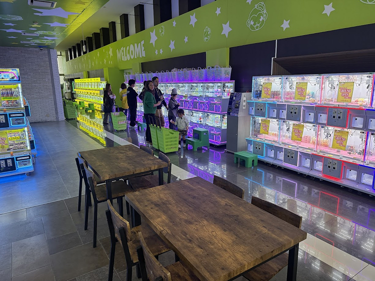 休憩スポット1～休憩しながら子供を見守れるミニクレスポット～