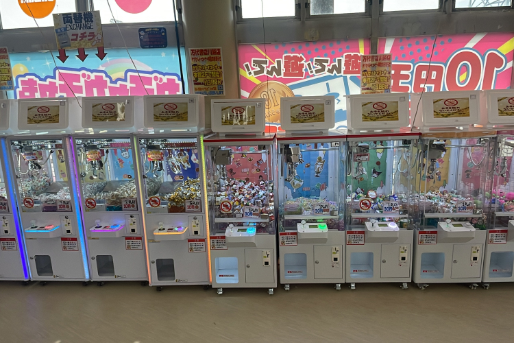 万代書店-川越店-別館アミューズメント館-10円キャッチャー